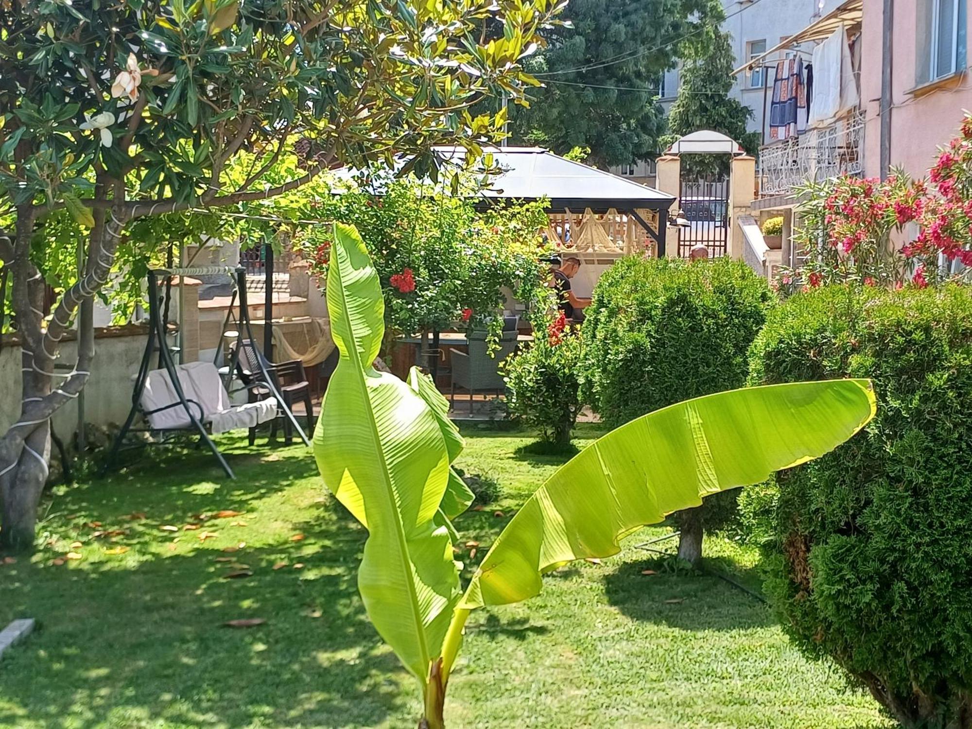 Hotel Dom Zaharievi Bjała Zewnętrze zdjęcie
